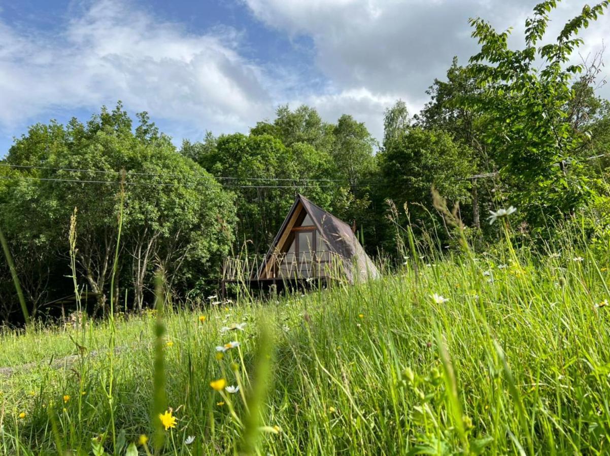 Villa Glamping Wolf Mount à Margahovit Chambre photo