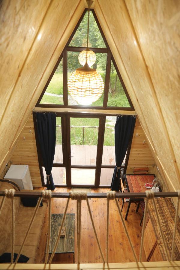 Villa Glamping Wolf Mount à Margahovit Extérieur photo
